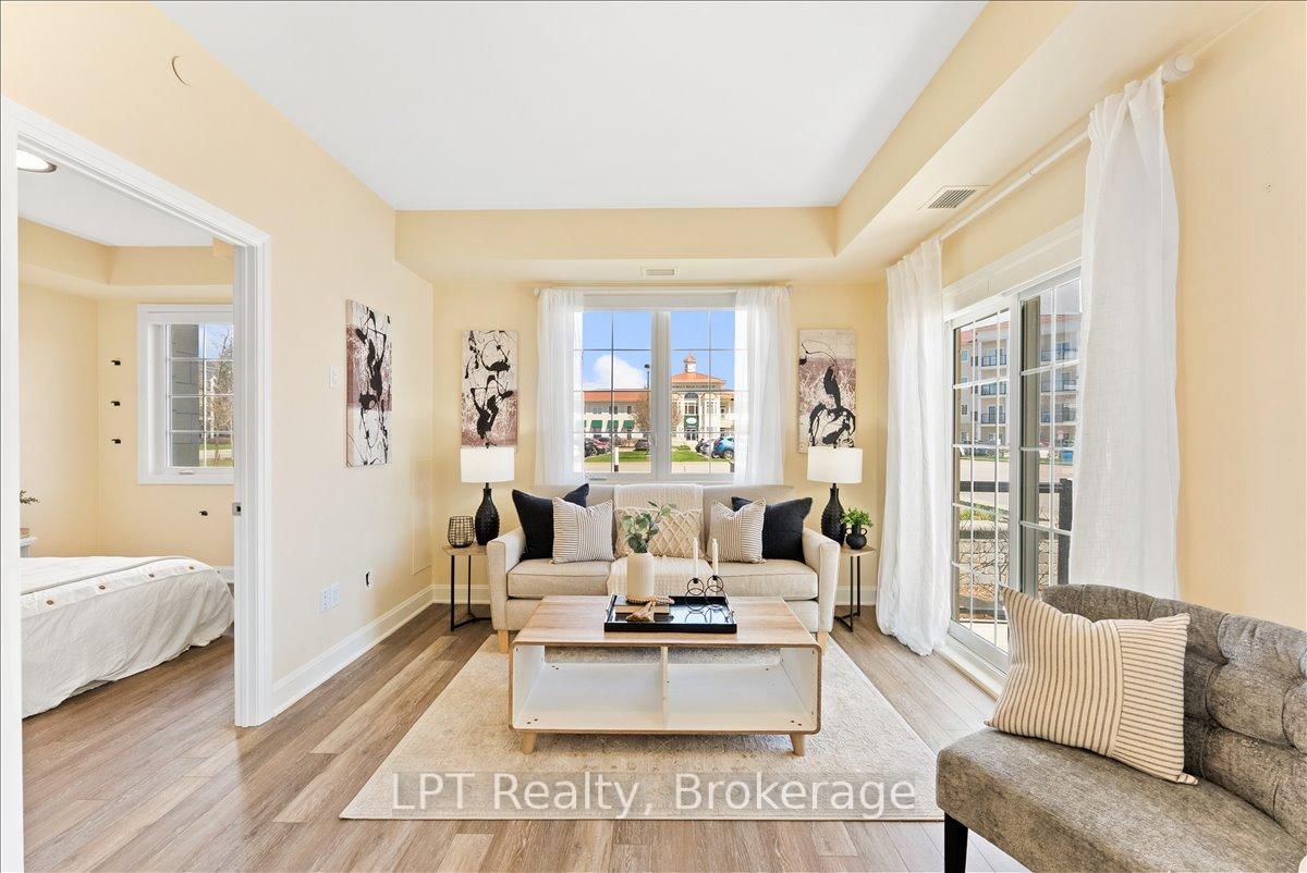 50 Lakebreeze Drive, Unit 102 - Photo 17