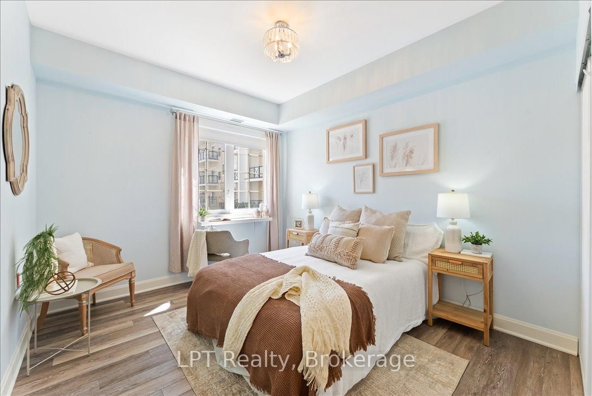 50 Lakebreeze Drive, Unit 102 - Photo 24