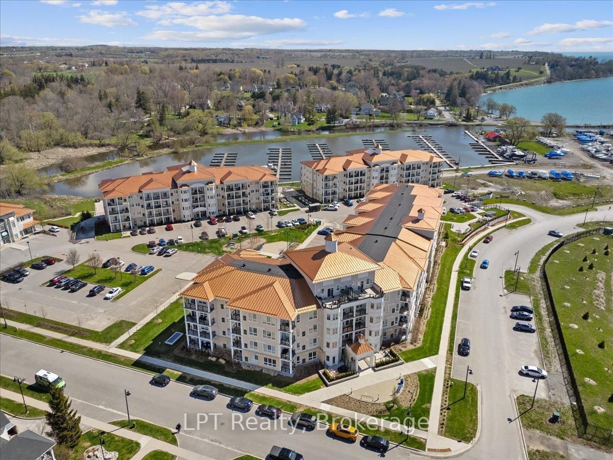 50 Lakebreeze Drive, Unit 102 - Photo 34