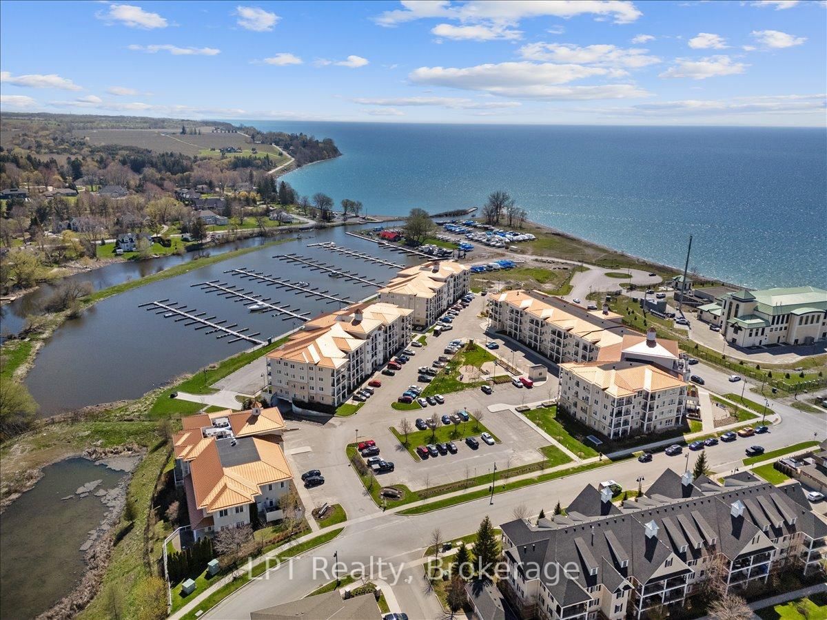 50 Lakebreeze Drive, Unit 102 - Photo 35