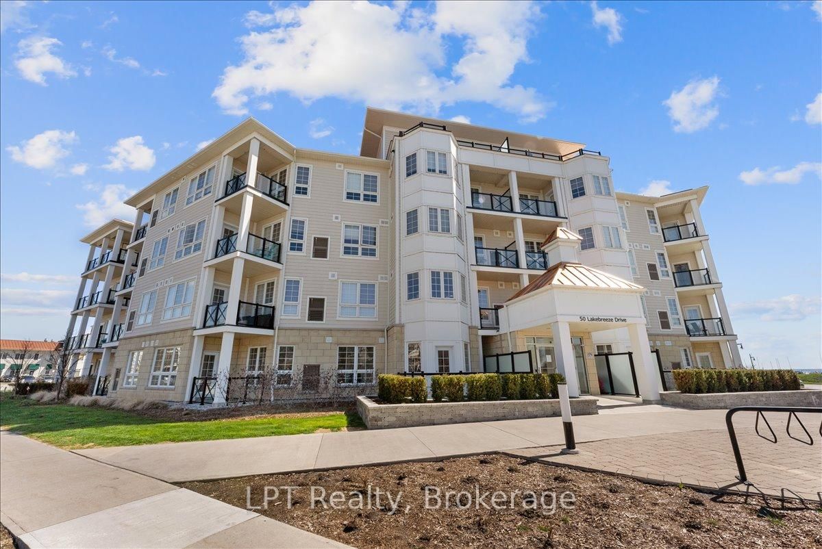 50 Lakebreeze Drive, Unit 102 - Photo 38