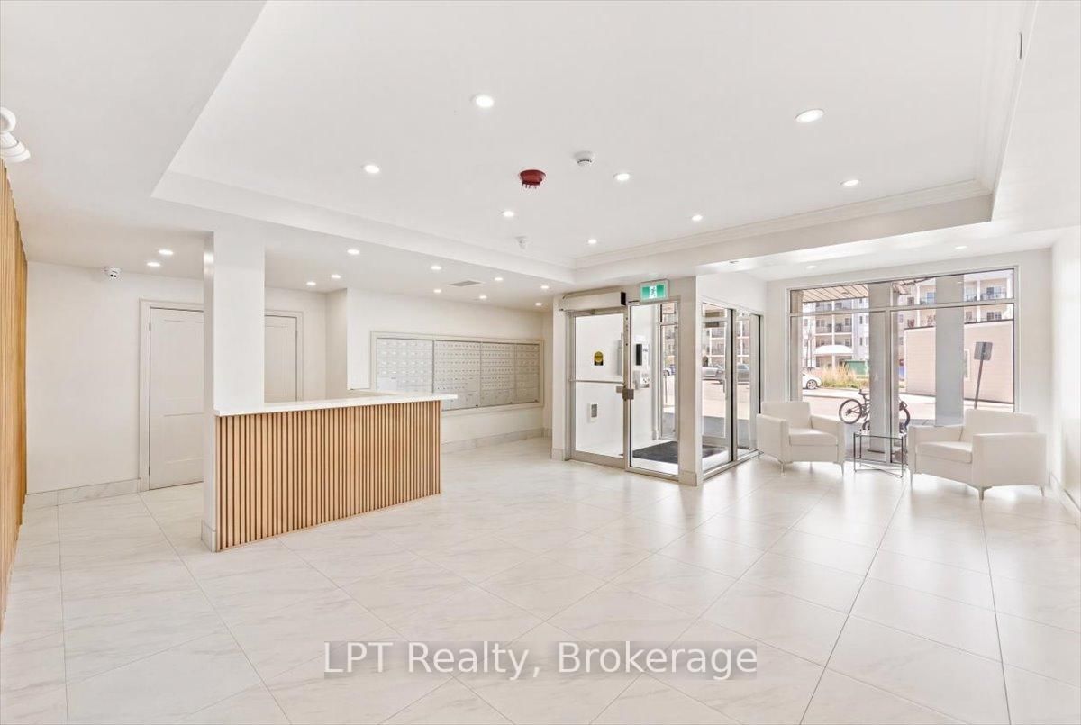 50 Lakebreeze Drive, Unit 102 - Photo 4