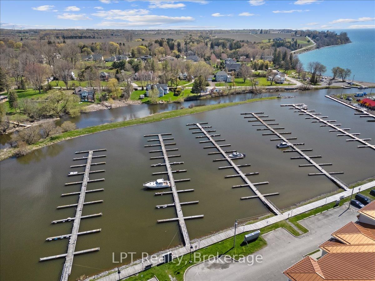 50 Lakebreeze Drive, Unit 102 - Photo 43