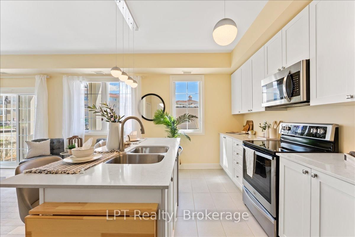 50 Lakebreeze Drive, Unit 102 - Photo 7