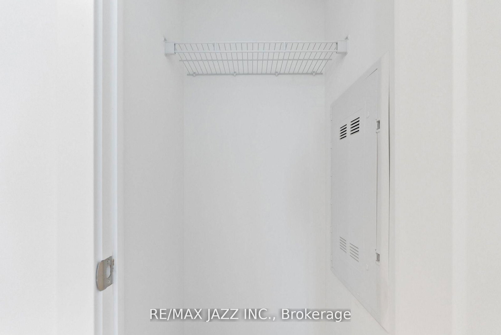 2545 SIMCOE Street N, Unit PH 16 - Photo 13