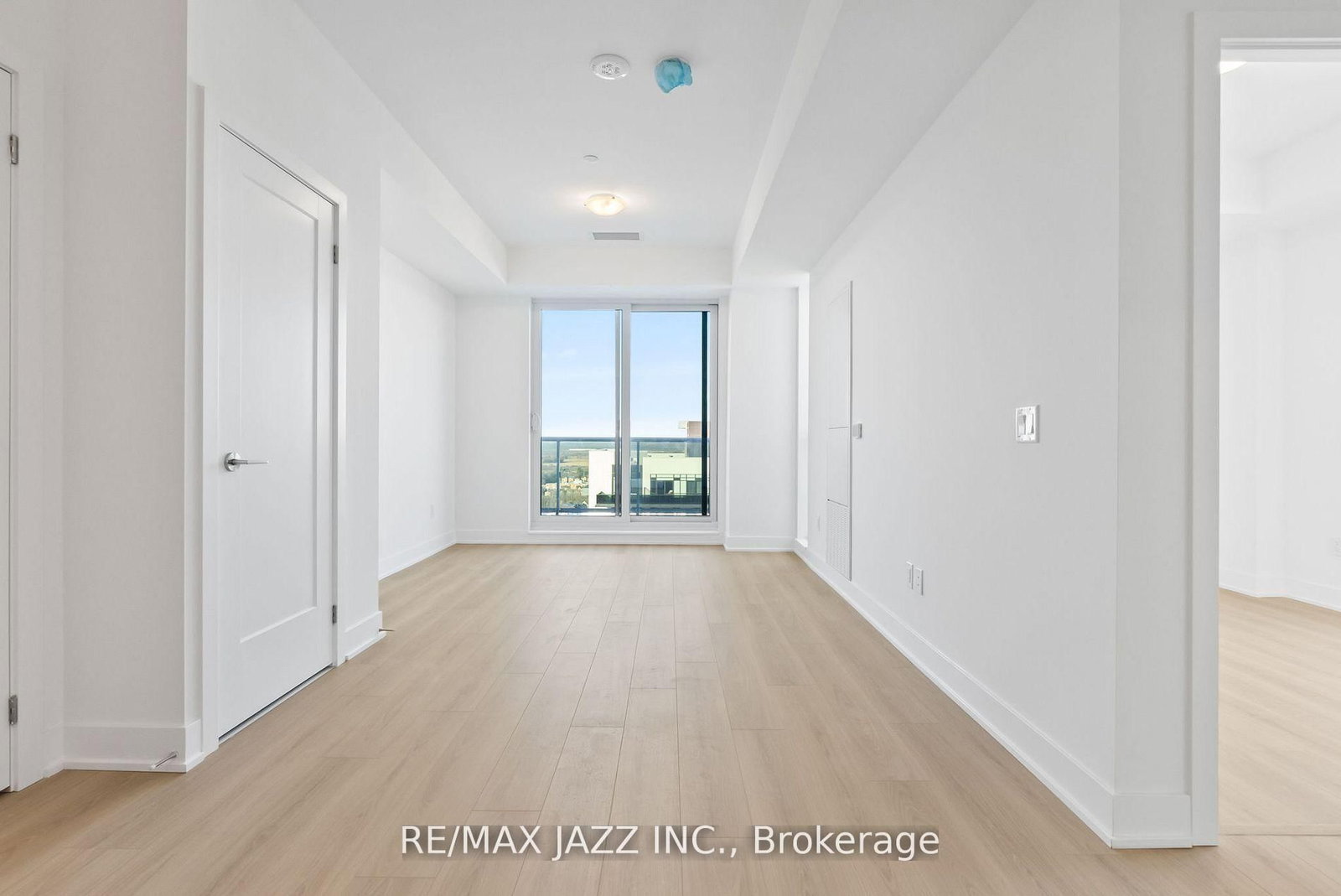 2545 SIMCOE Street N, Unit PH 16 - Photo 16