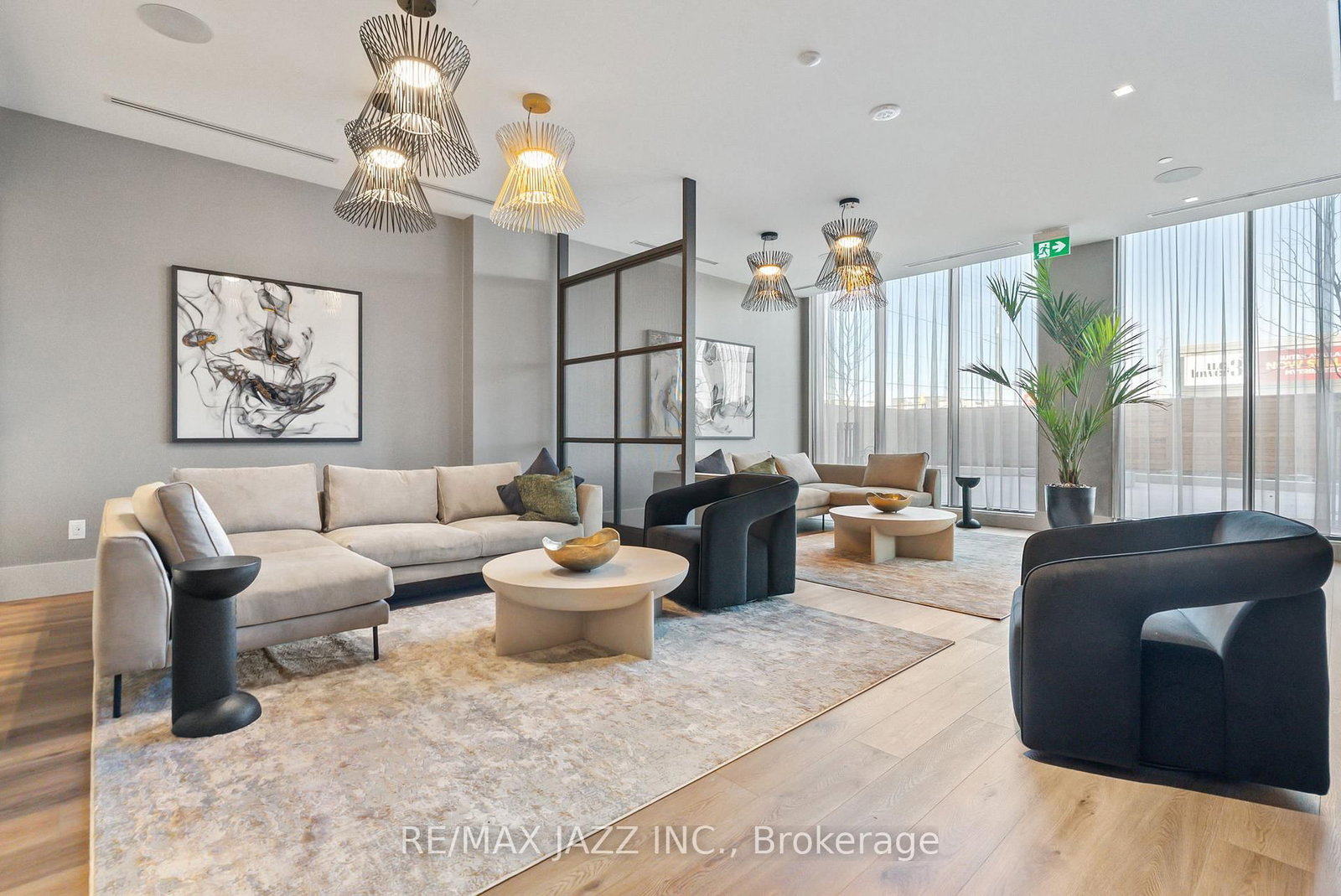 2545 SIMCOE Street N, Unit PH 16 - Photo 45
