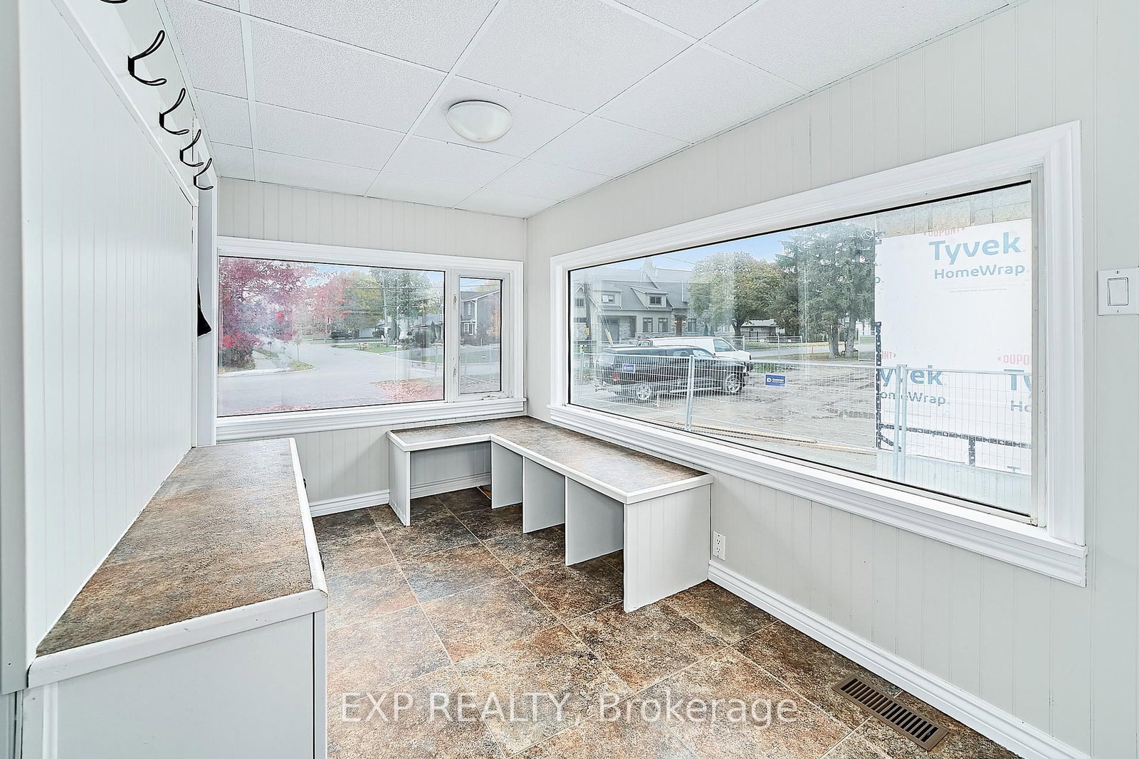 17 Eastwood Avenue N - Photo 17