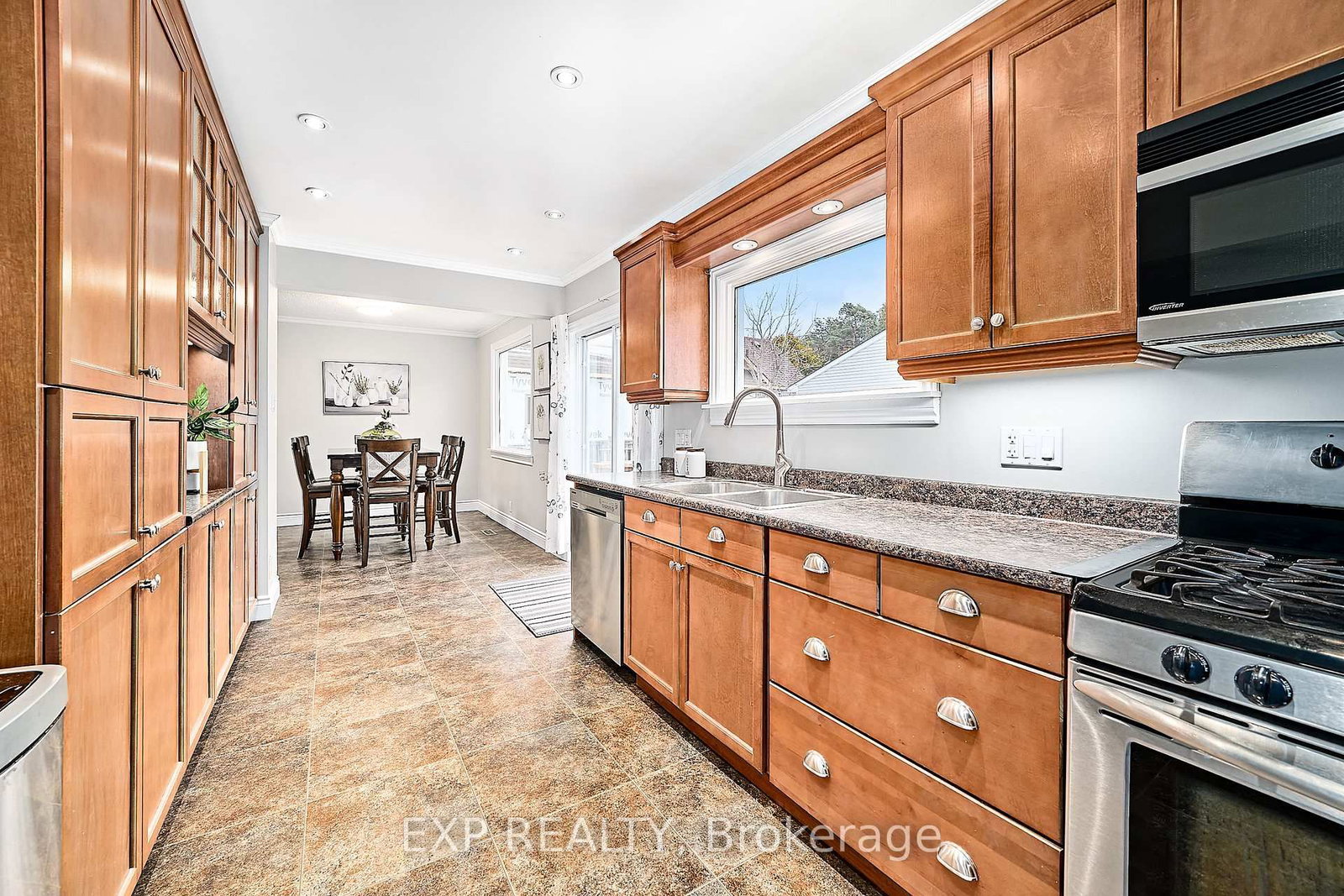 17 Eastwood Avenue N - Photo 22