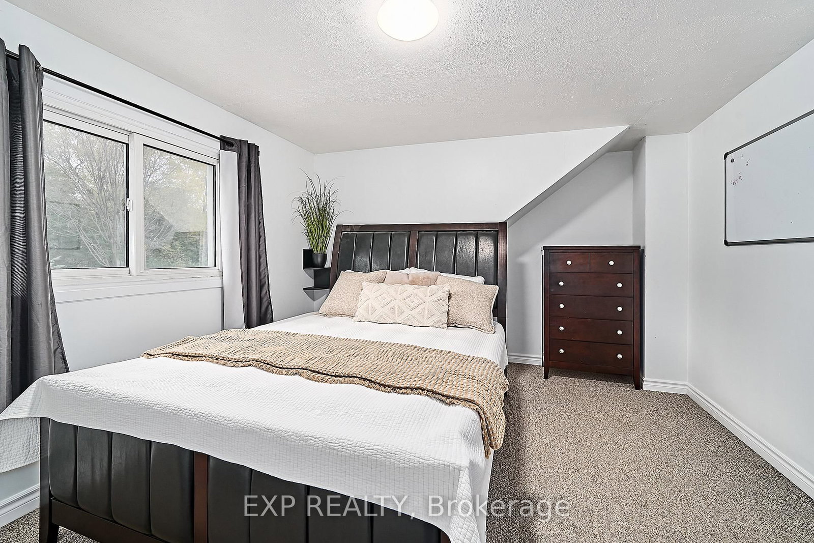 17 Eastwood Avenue N - Photo 28