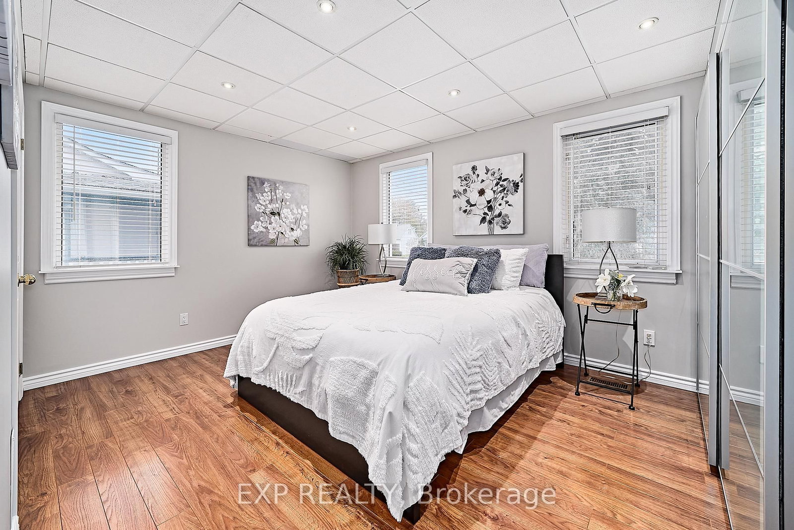 17 Eastwood Avenue N - Photo 30