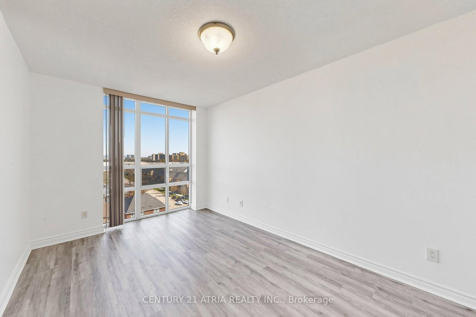 8 Mondeo Drive, Unit 815 - Photo 18