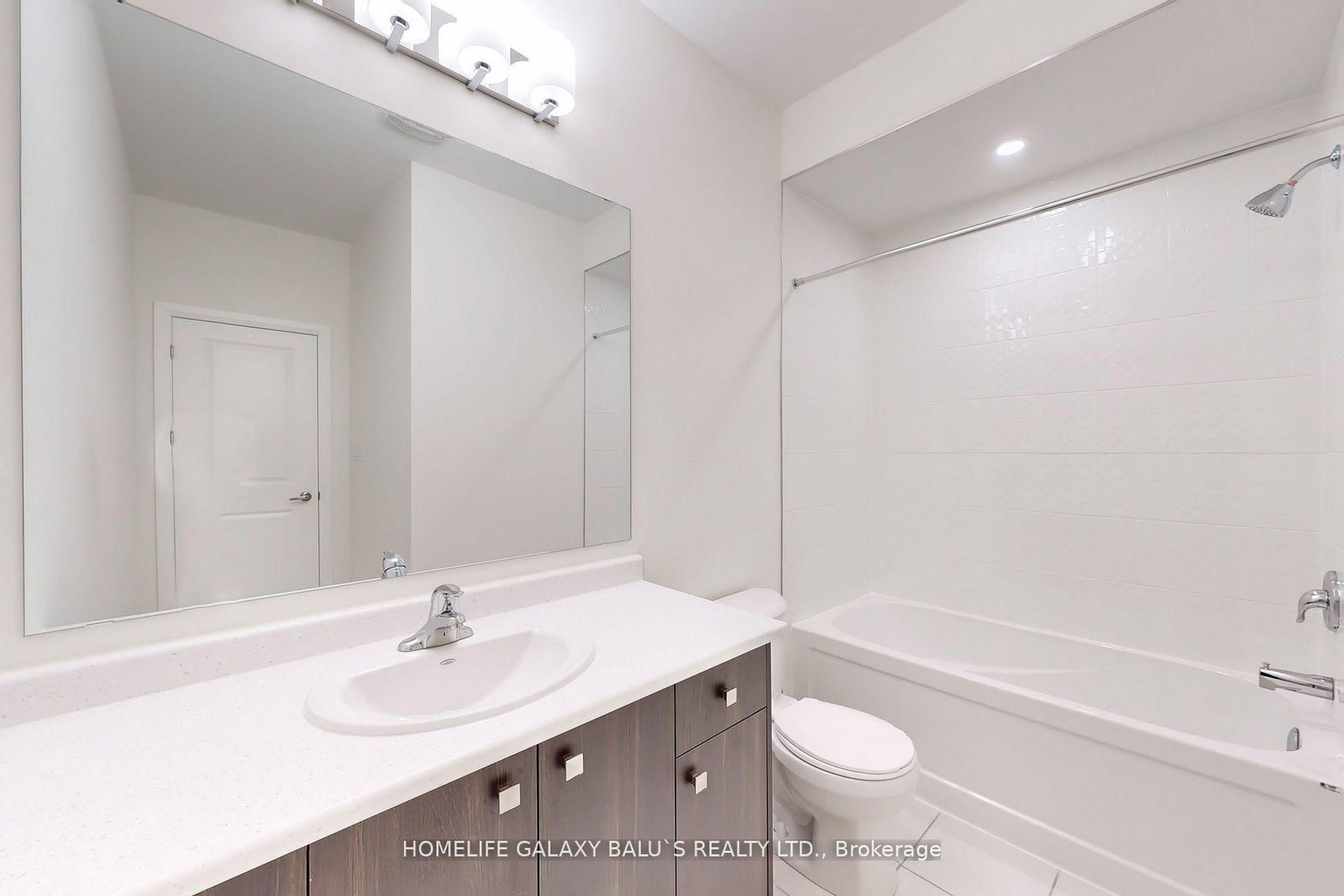 2943 Nakina Street - Photo 35