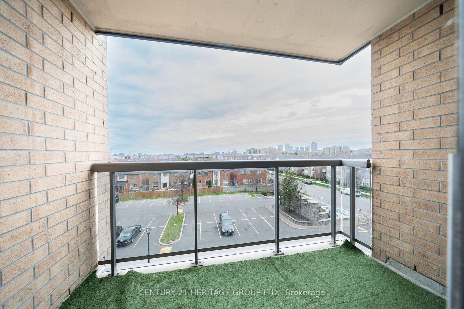 8 Mondeo Drive, Unit 415 - Photo 23