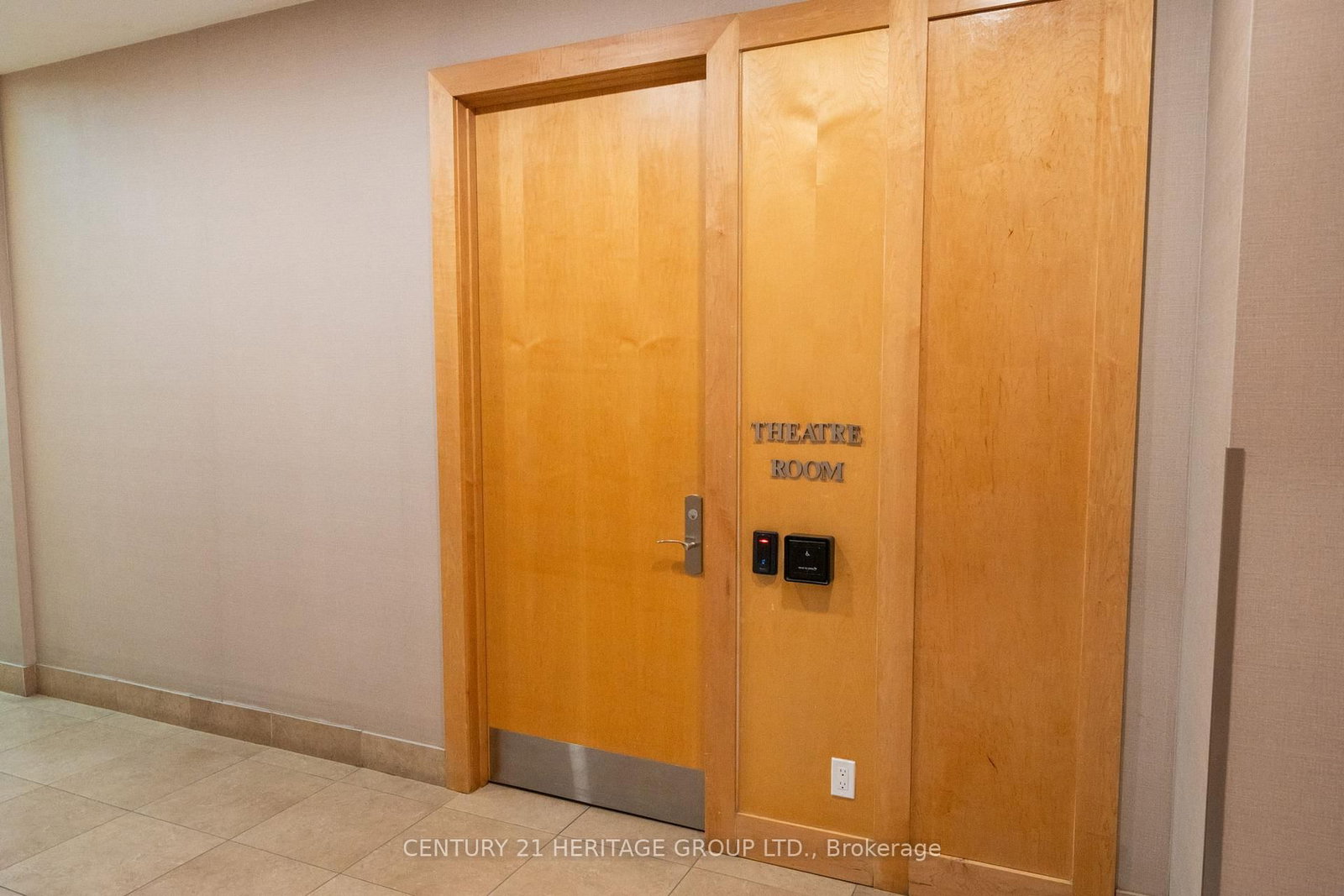 8 Mondeo Drive, Unit 415 - Photo 28