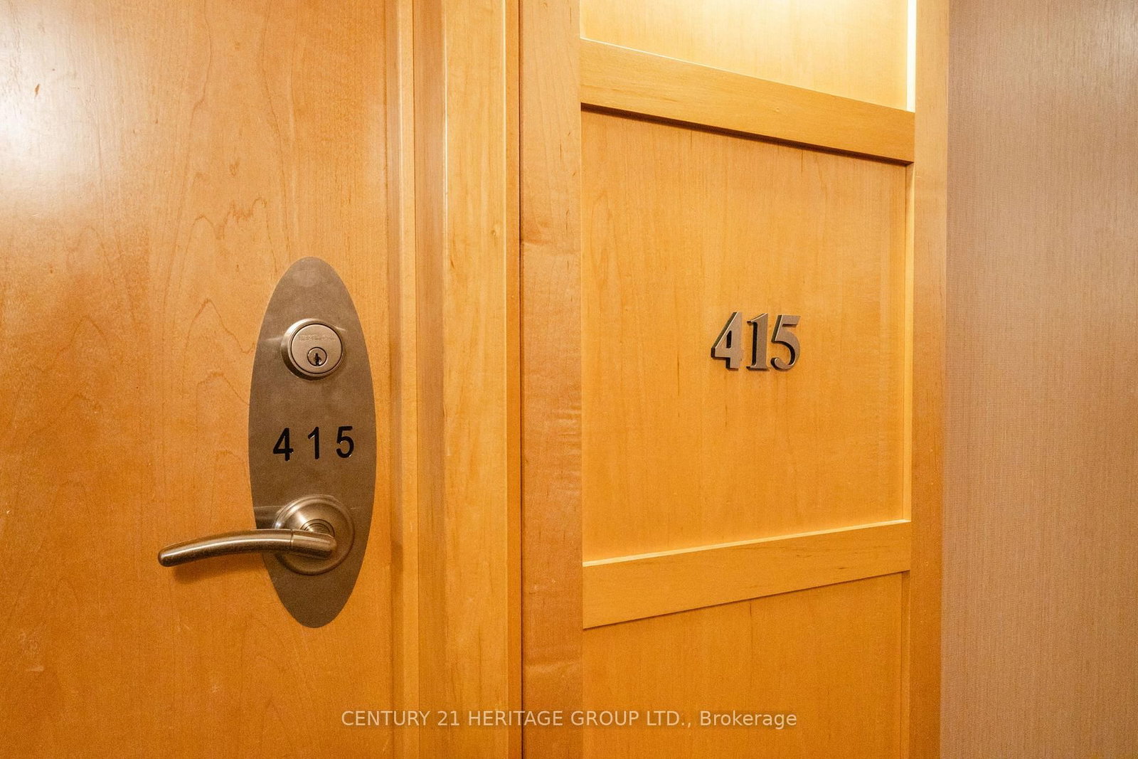 8 Mondeo Drive, Unit 415 - Photo 4