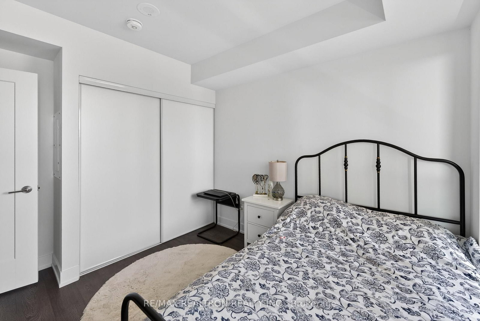 2550 Simcoe Street N, Unit 1212 - Photo 16