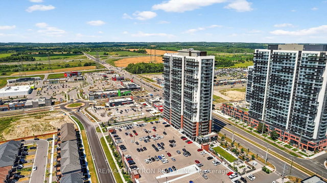 1212 - 2550 Simcoe Street N