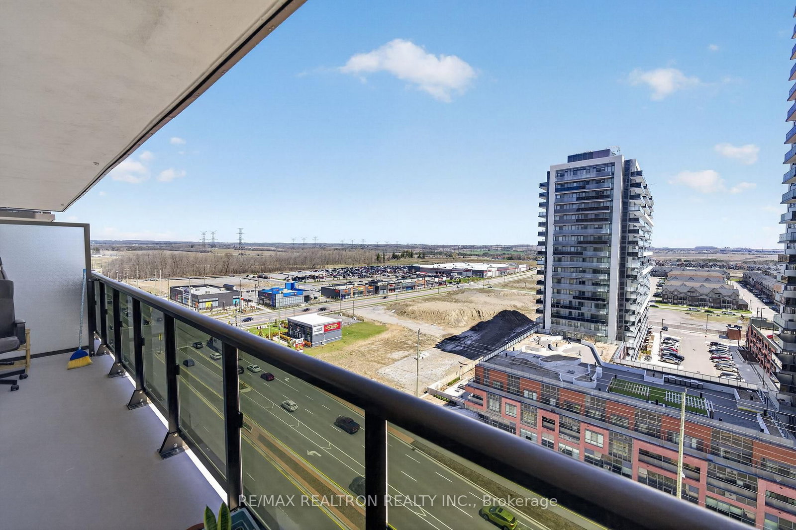 2550 Simcoe Street N, Unit 1212 - Photo 21