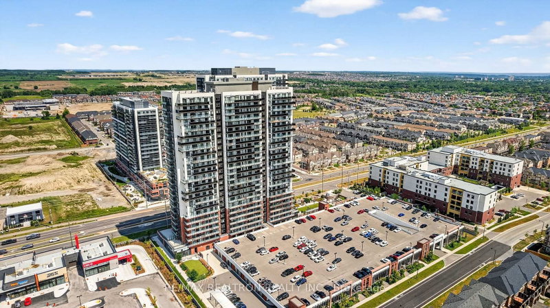 1212 - 2550 Simcoe Street N