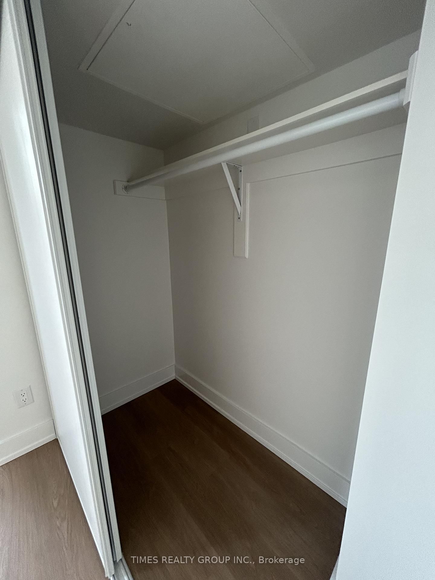 137 Curzon Street, Unit 3 - Photo 23