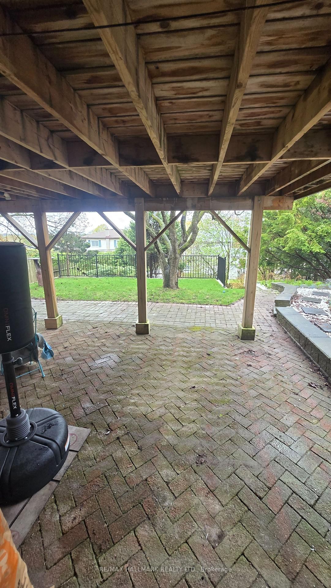 106 Springdale Crescent, Unit Lower Level