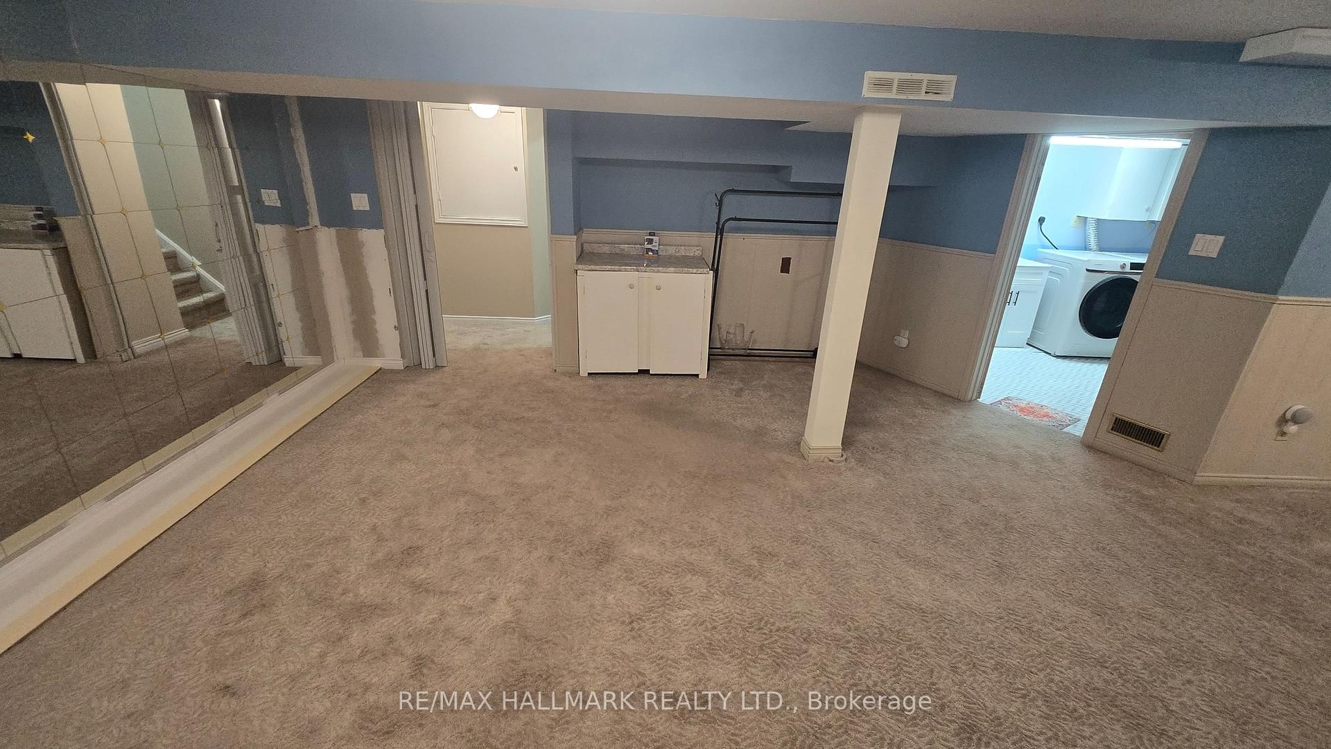 106 Springdale Crescent, Unit Lower Level