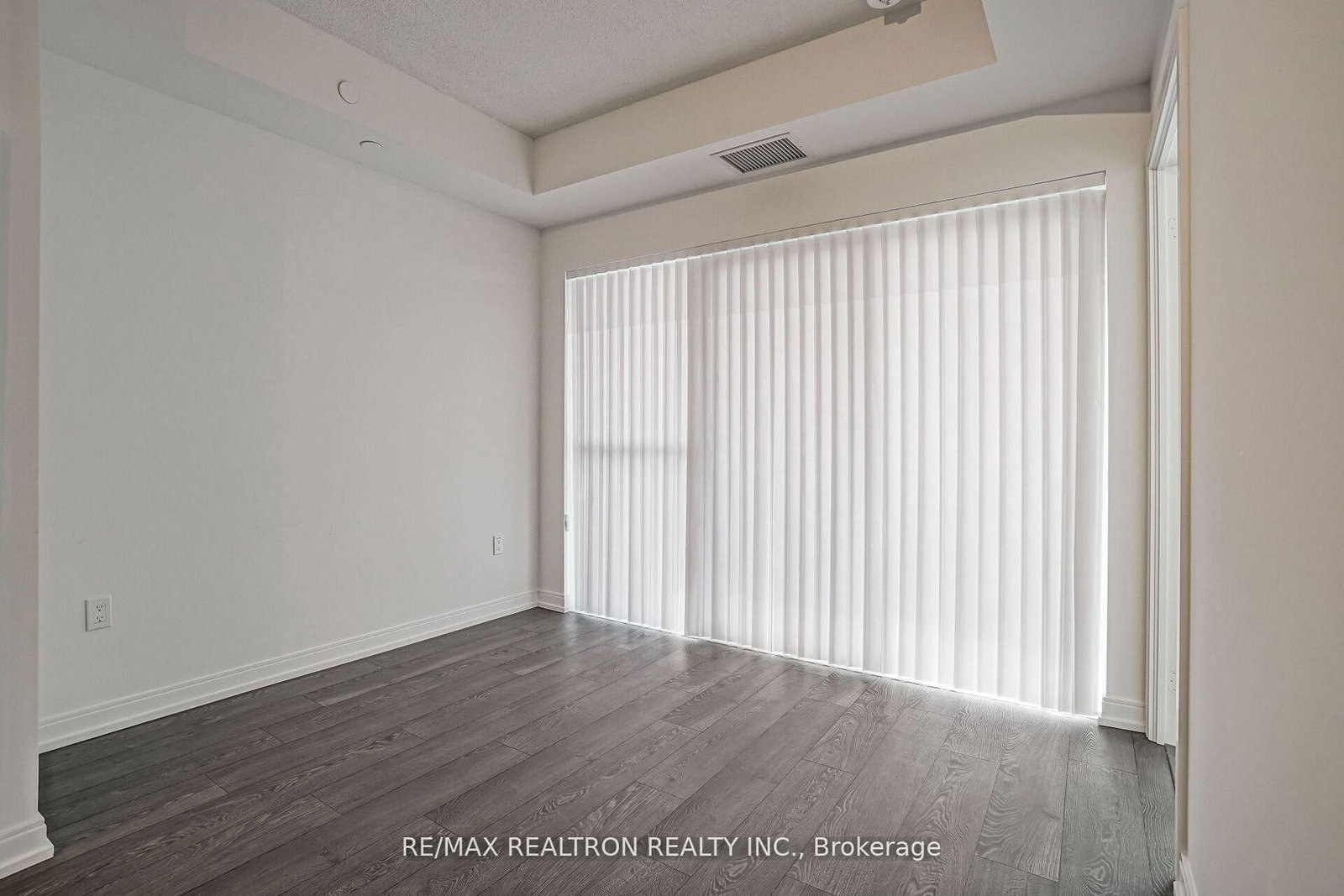 275 Village Green Square, Unit 3315 - Photo 10