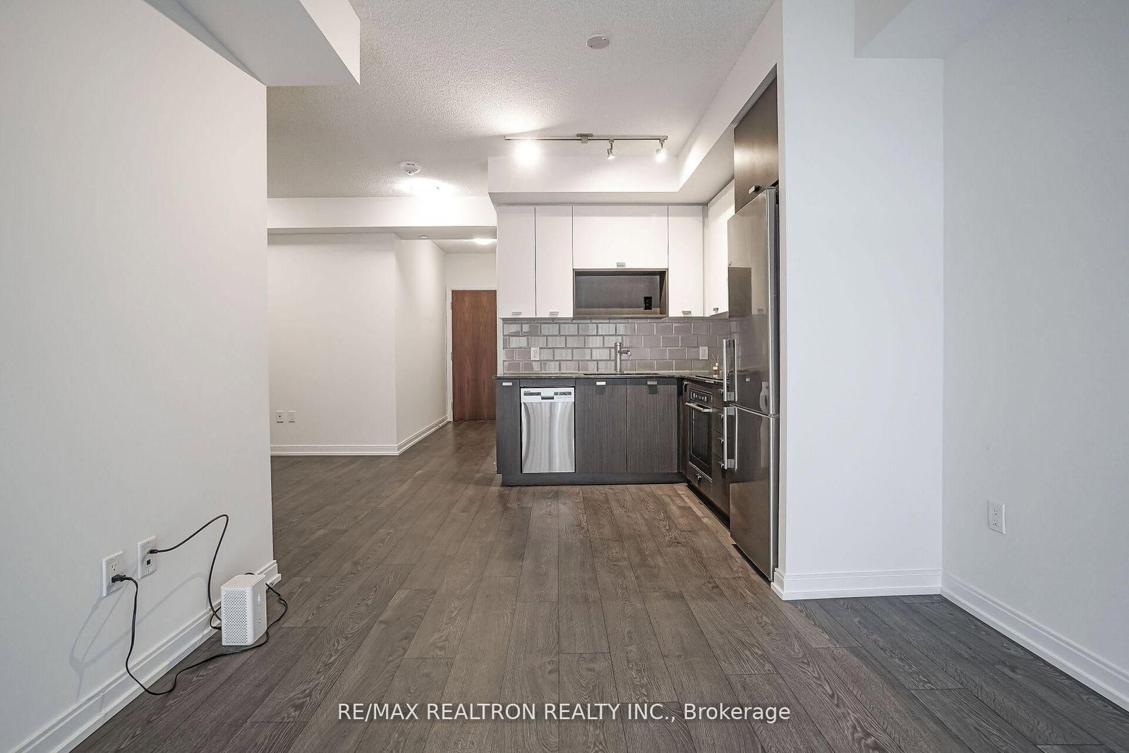 275 Village Green Square, Unit 3315 - Photo 13