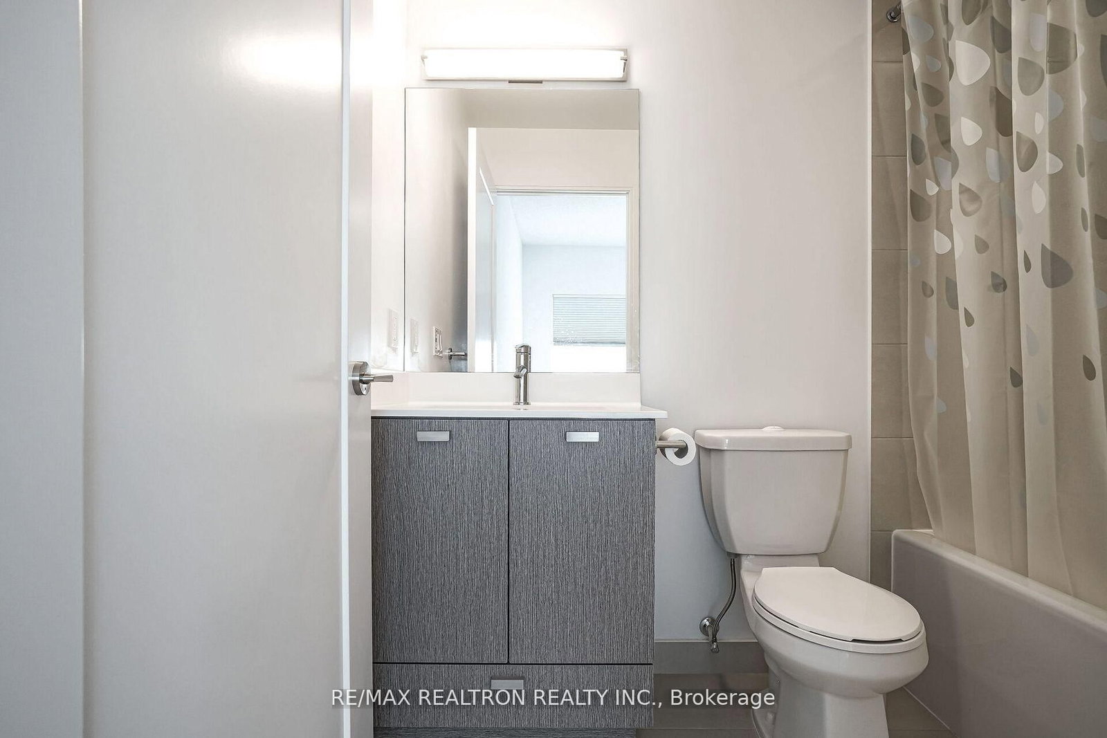 275 Village Green Square, Unit 3315 - Photo 26