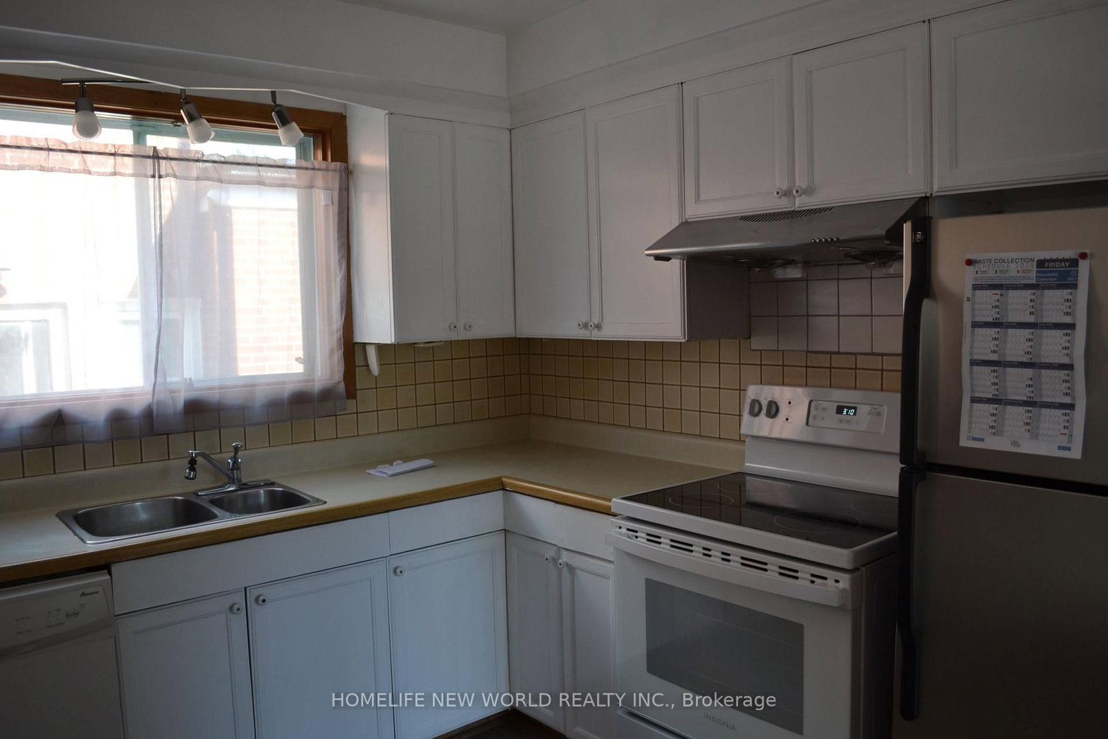 62 Landfair Crescent - Photo 28