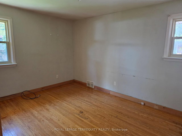 Main - 319 Hillcroft Street