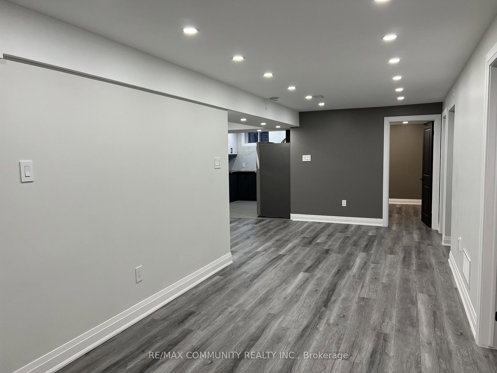 21 Hazeldine Drive, Unit Bsmt - Photo 12