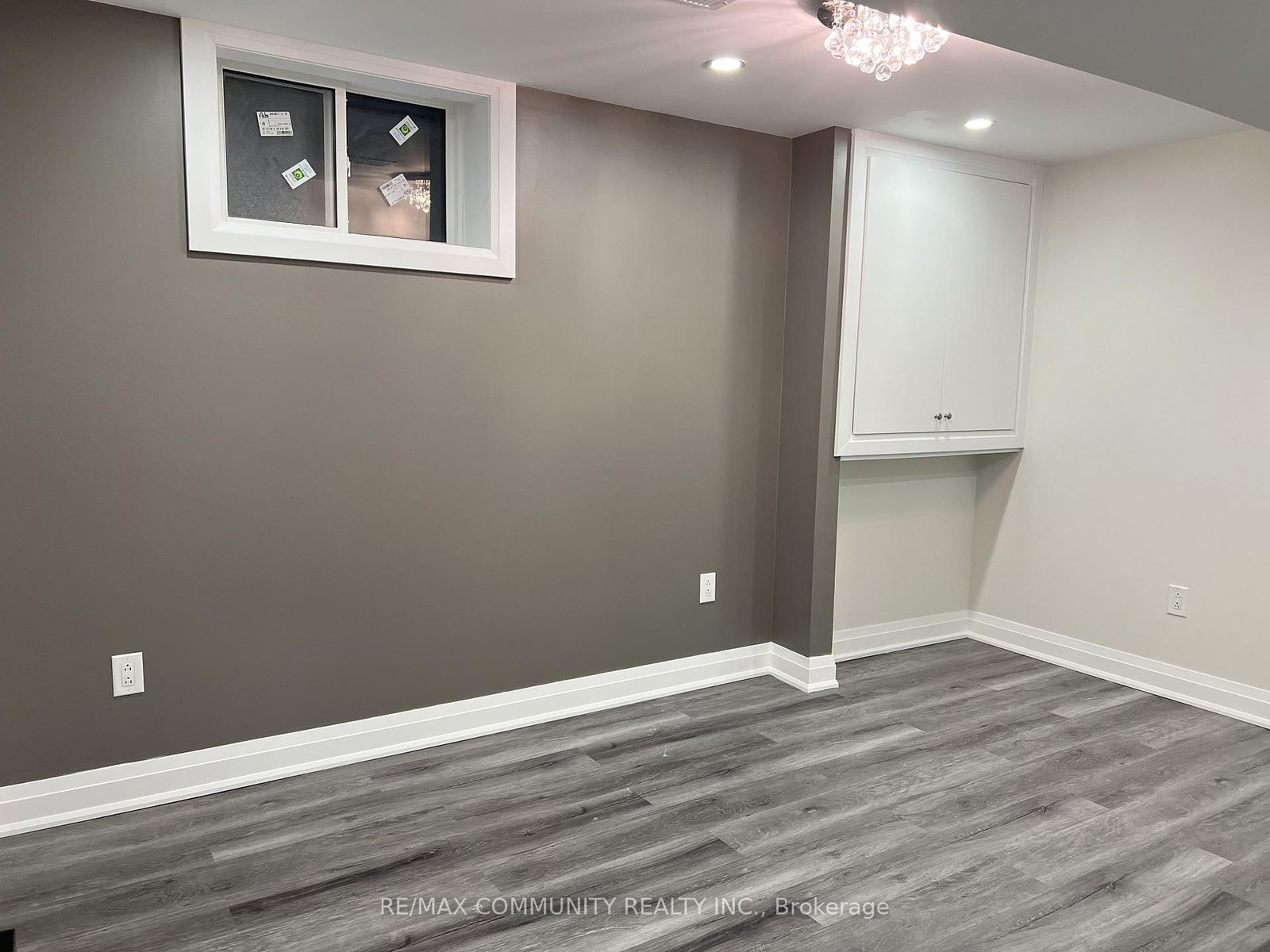 21 Hazeldine Drive, Unit Bsmt - Photo 15