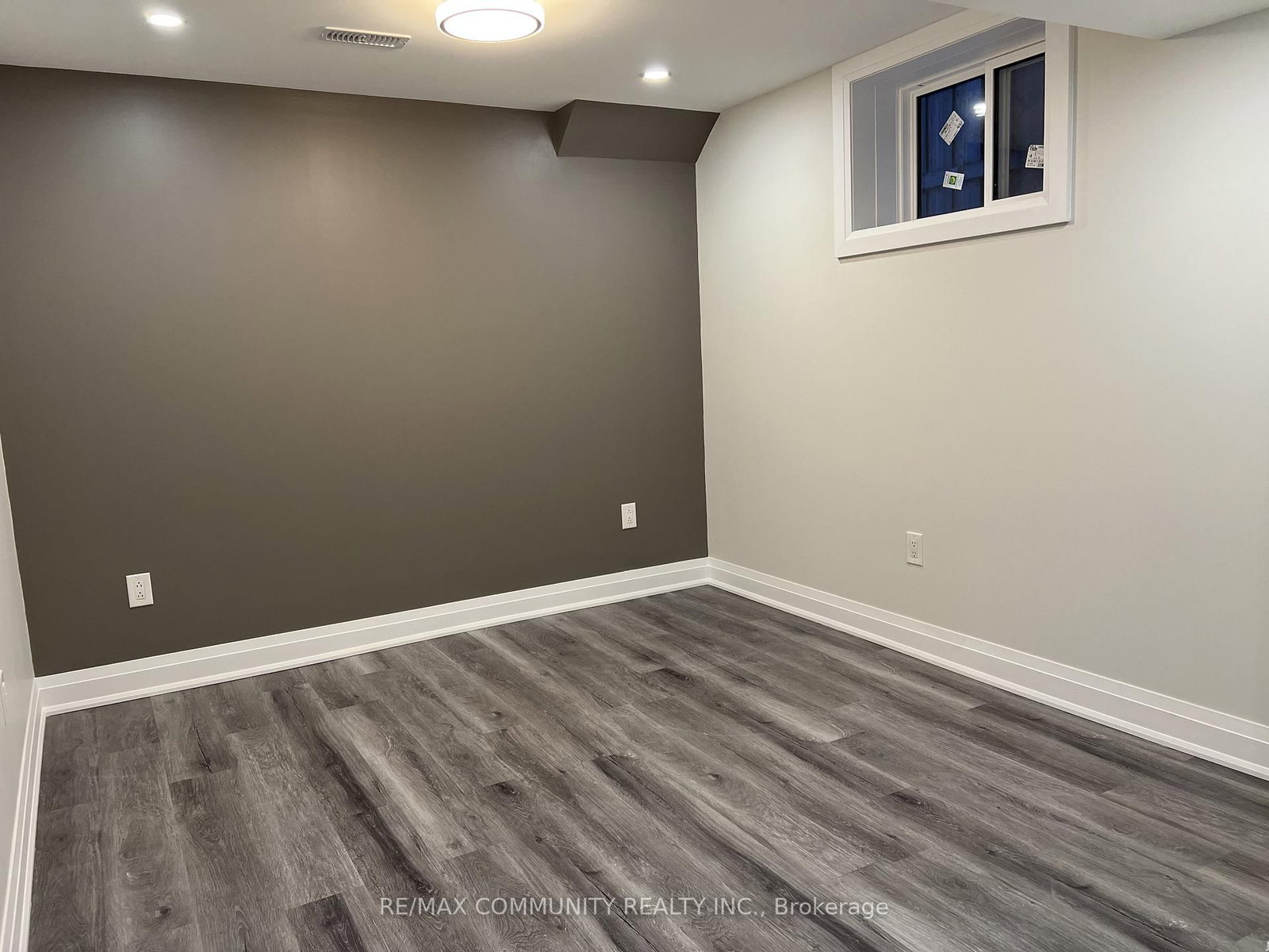 21 Hazeldine Drive, Unit Bsmt - Photo 17