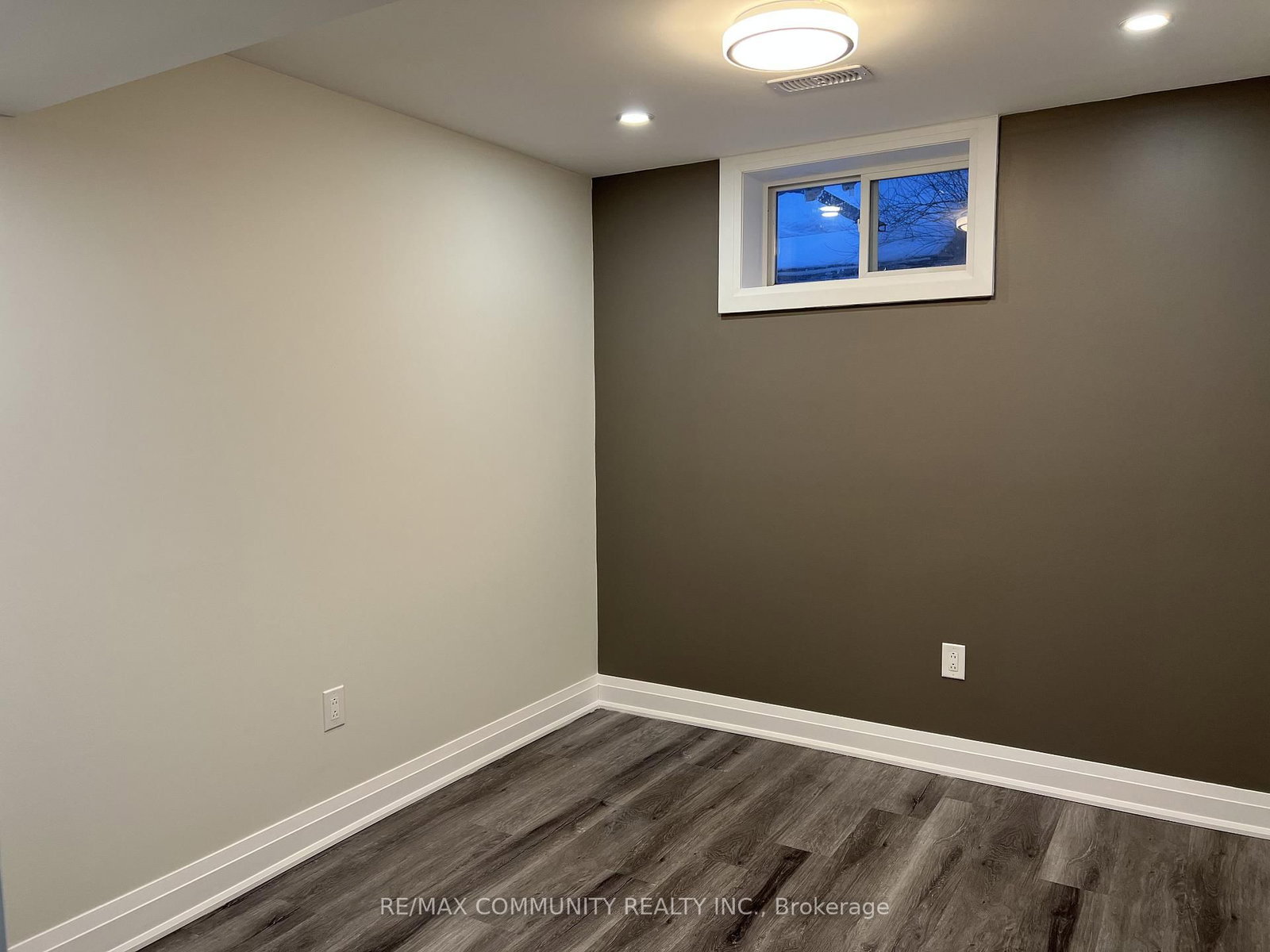 21 Hazeldine Drive, Unit Bsmt - Photo 18