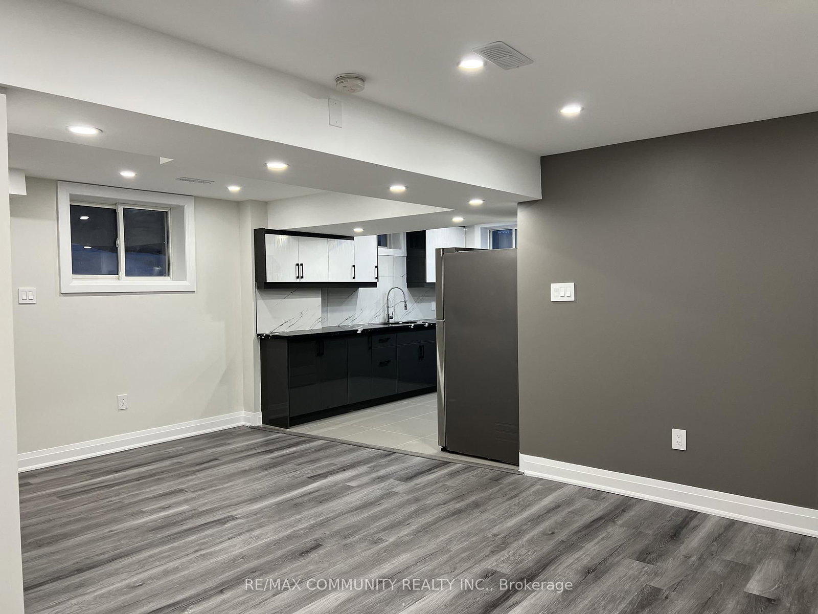 21 Hazeldine Drive, Unit Bsmt - Photo 5