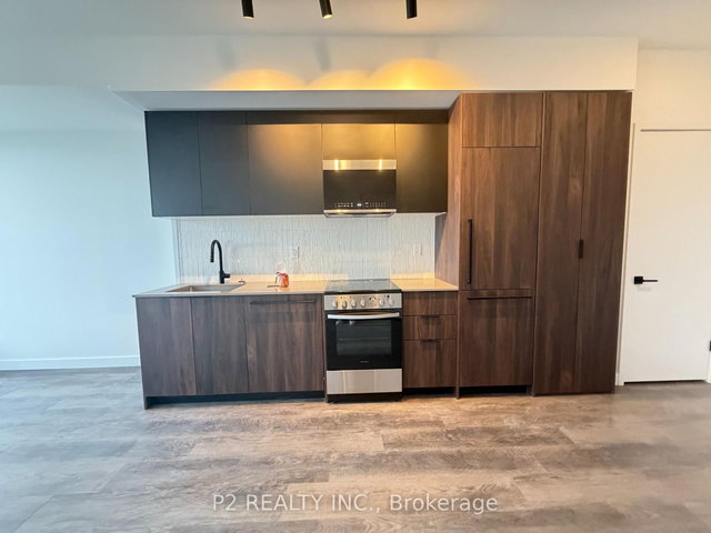 709 - 1635 MILITARY Trail