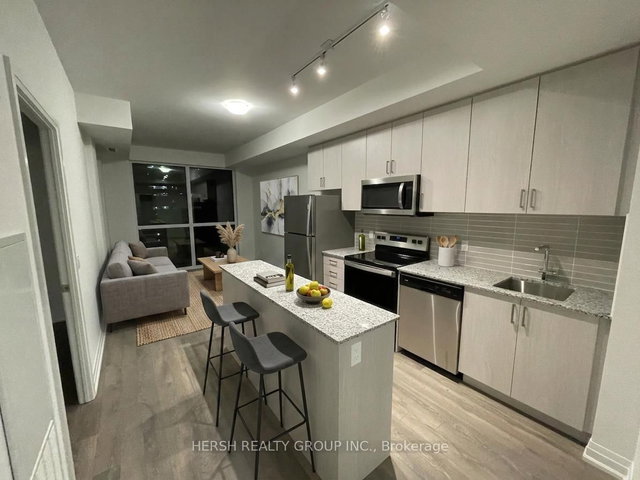 1110 - 10 Meadowglen Place
