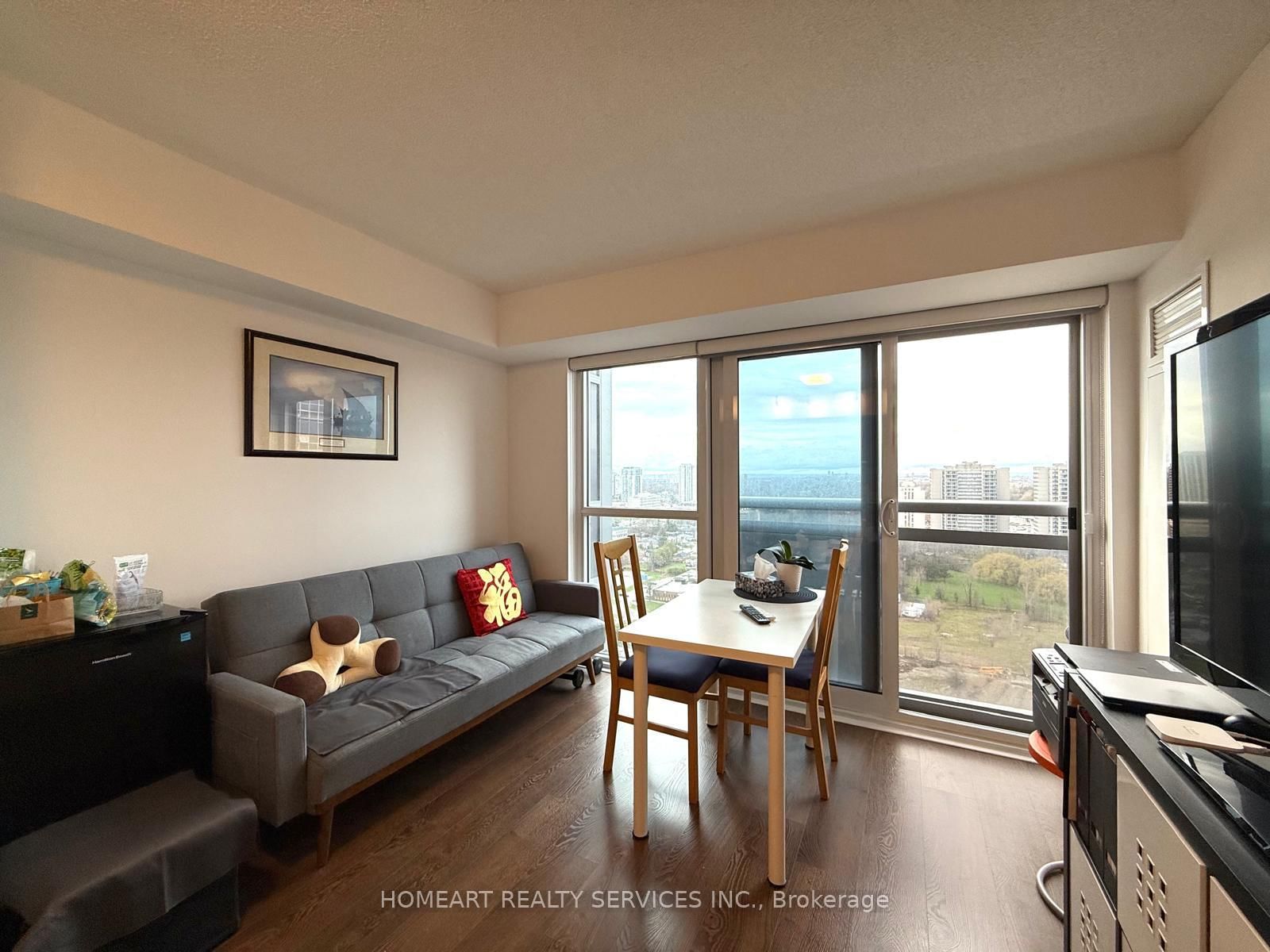 275 Village Green Square, Unit 1920 - Photo 9