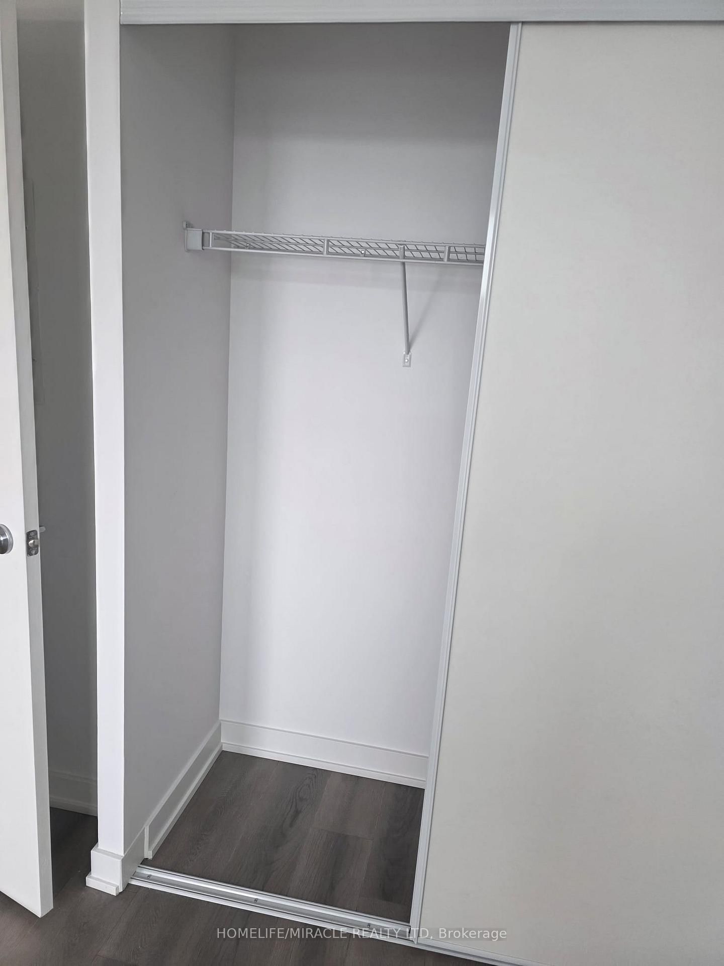 7437 Kingston Road S, Unit 420B - Photo 29