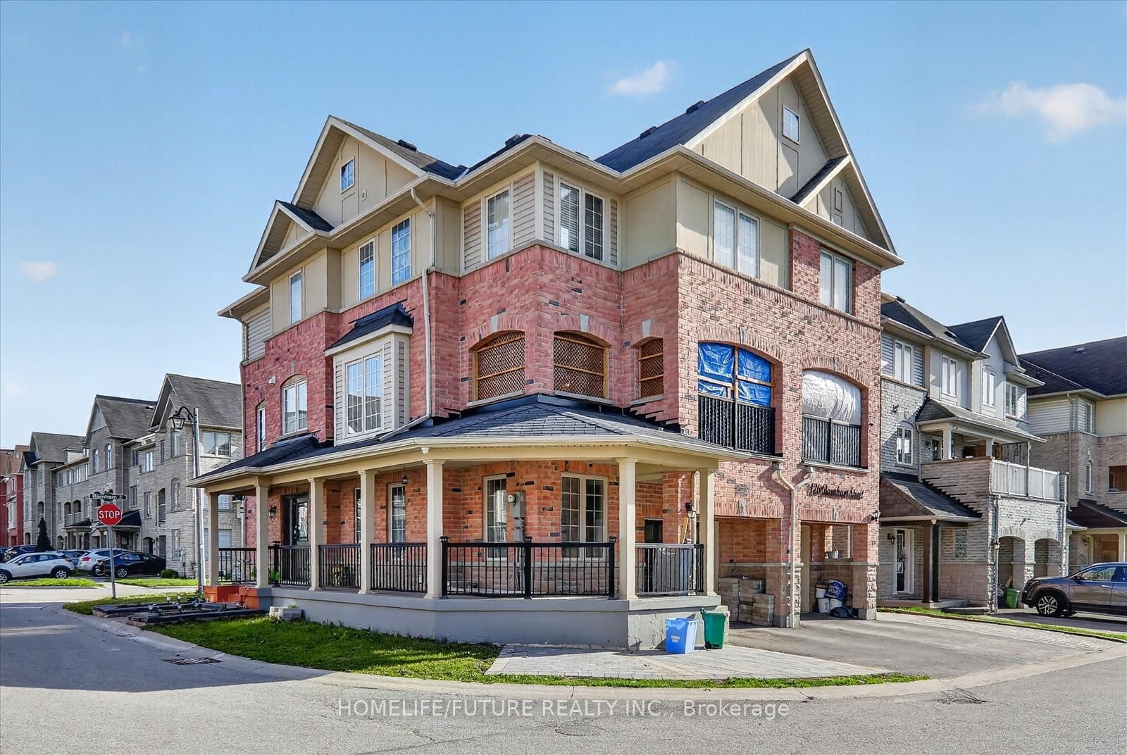 128 Barnham Street • Ajax, ON photo 5