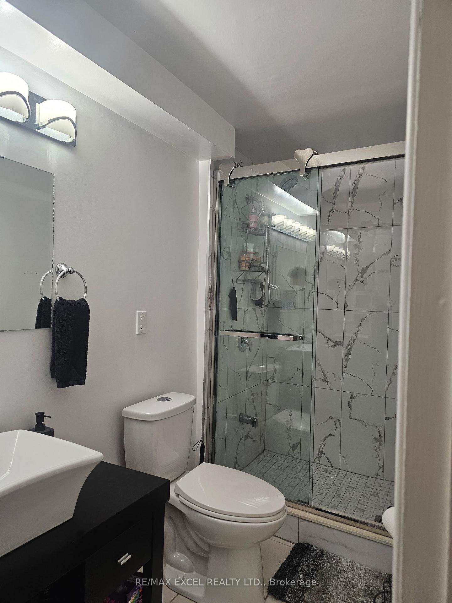 64 Fieldwood Drive, Unit Bsmt - Photo 12