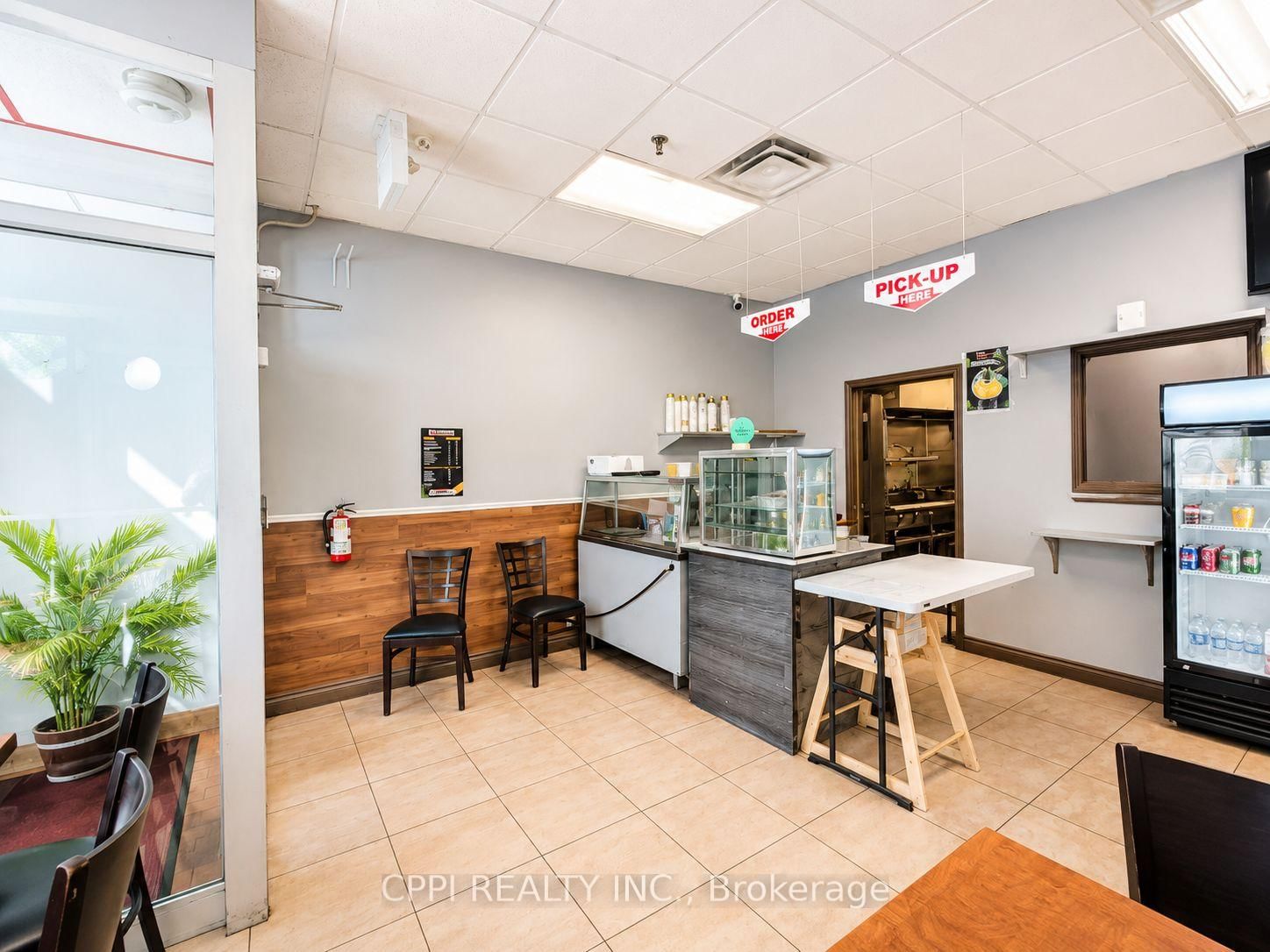 190 Harwood Avenue S - Photo 9