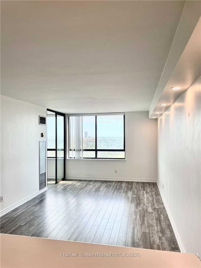 1619 - 75 Bamburgh Circle