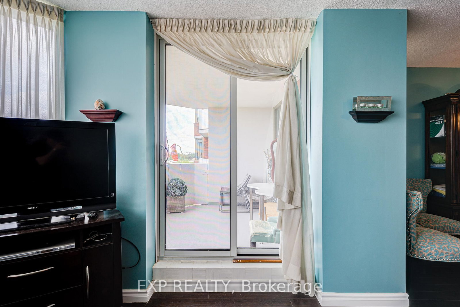 121 Ling Road • #808 • Toronto, ON photo 17