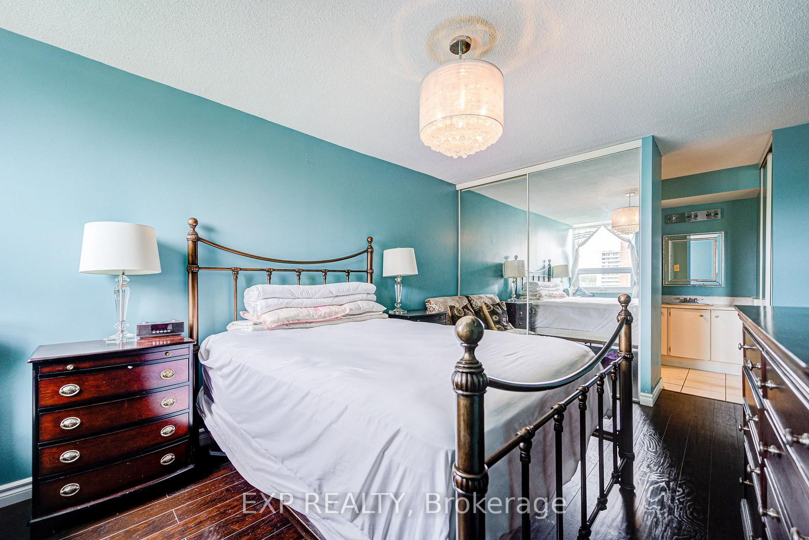 121 Ling Road • #808 • Toronto, ON photo 25