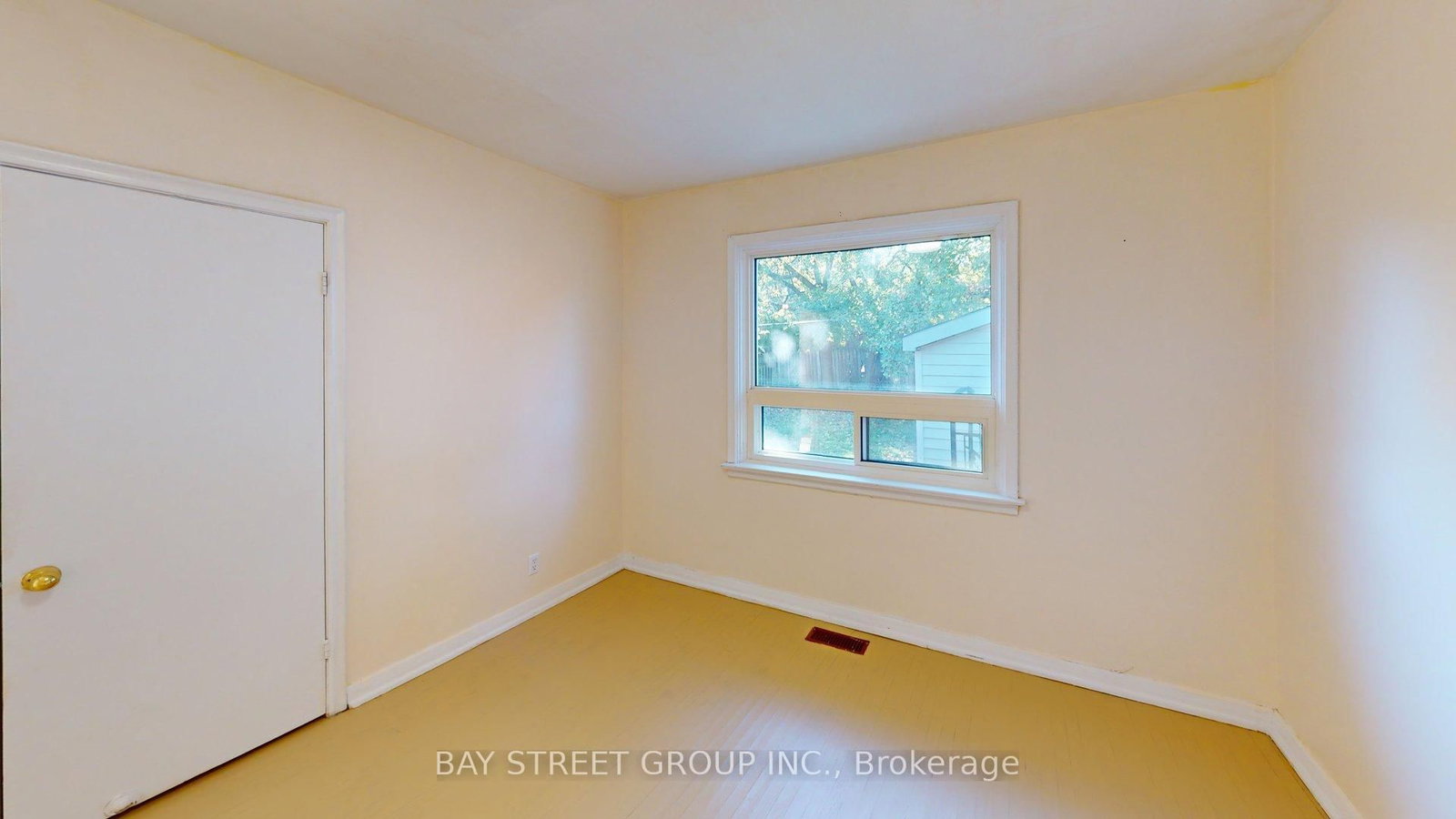 106 Wye Valley Road, Unit Main - Photo 17
