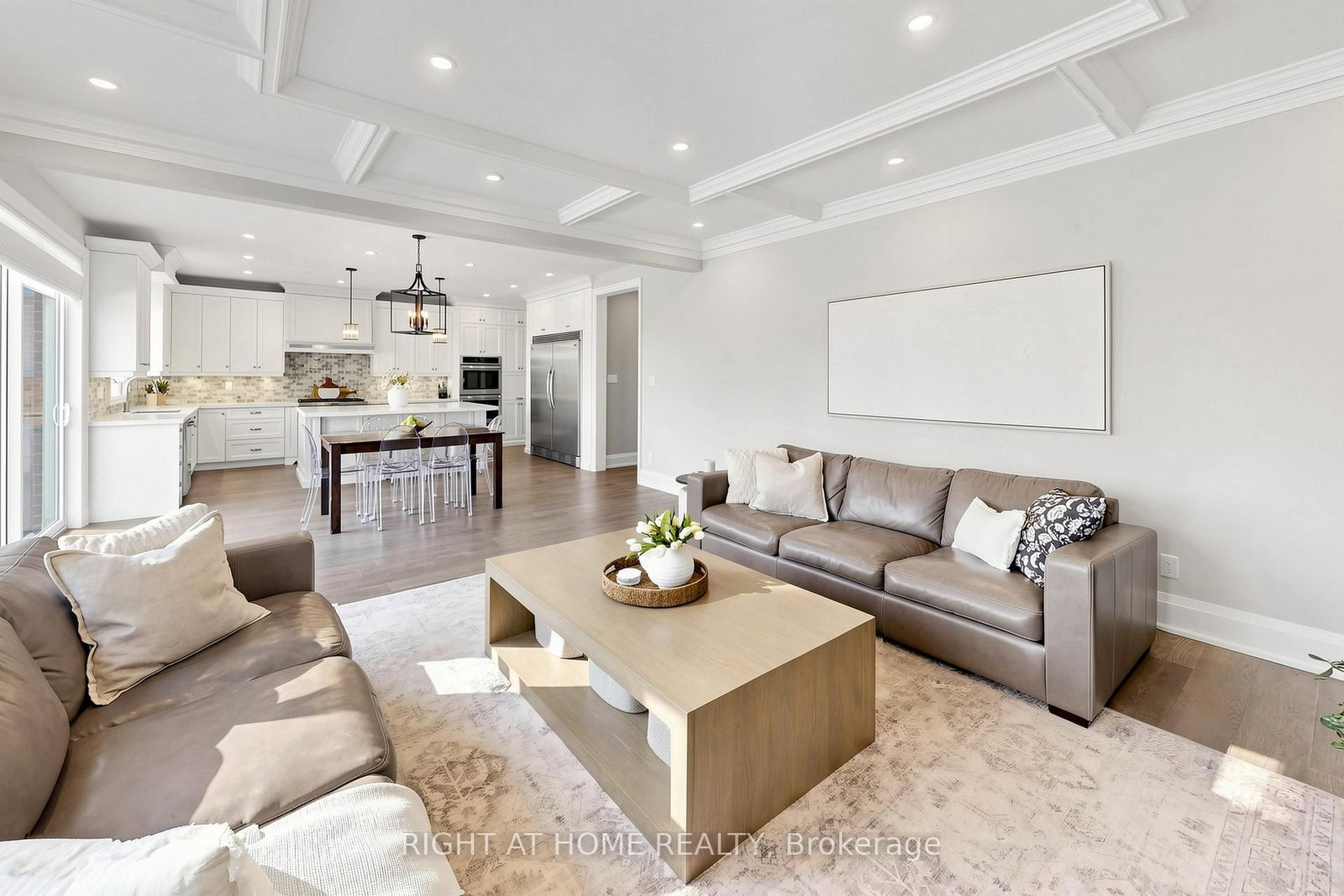 1304 Kilmaurs Avenue - Photo 4
