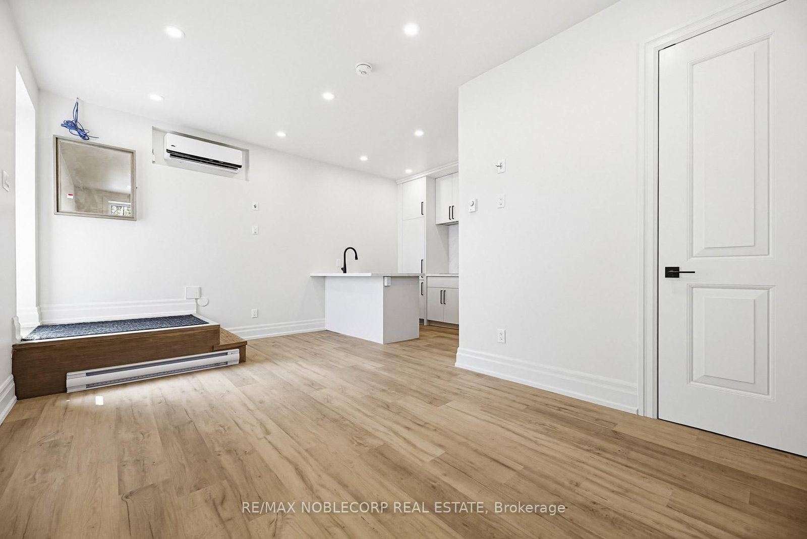 5-108 Enderby Road, Toronto, ON, photo 4